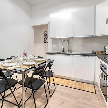 アパート Carbonara Palace 2 - Luxury Comfort Under Medieval Towers *
